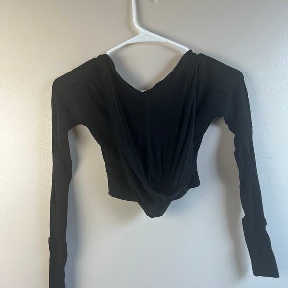 Urban Outfitters out from under cropped hoodie top - Picture 5 of 5